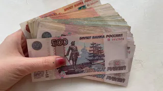 Всего одна простая фраза, а денег - целые карманы: что нужно говорить перед выходом из дома для богатства