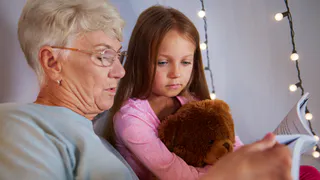 С кем должны жить пожилые люди, а с кем - категорически запрещено, особенно после 72 лет