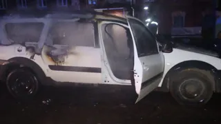 В Карабанове пожарные ликвидировали возгорание автомобиля на улице Карпова