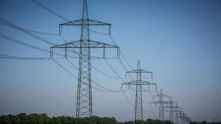 Жители 5 улиц Рязани остались без электричества из-за аварии