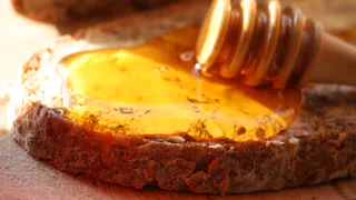 В 2023 году пчеловоды со всей Коми собрали 16 тонн мёда