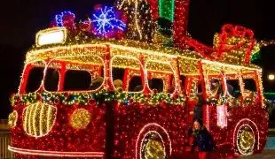 В Магнитогорске на площади Народных гуляний установят светодиодный автобус