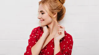 11 причесок, которые делаются за 4 минуты и реально молодят – стилисты подтверждают