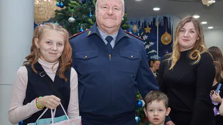 Начальник УФСИН по Коми исполнил желание маленькой девочки