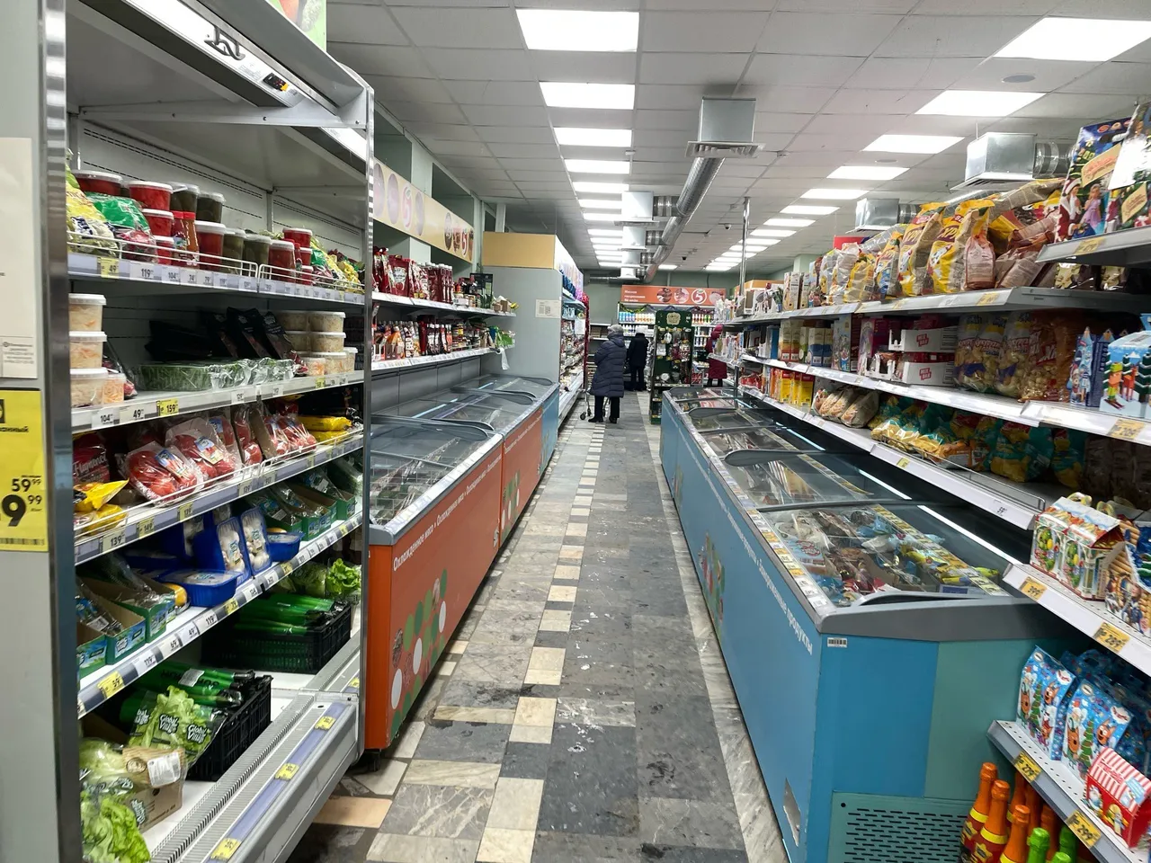 В Магнитогорске пресечена деятельность группы воров, выносивших из магазинов продукты питания