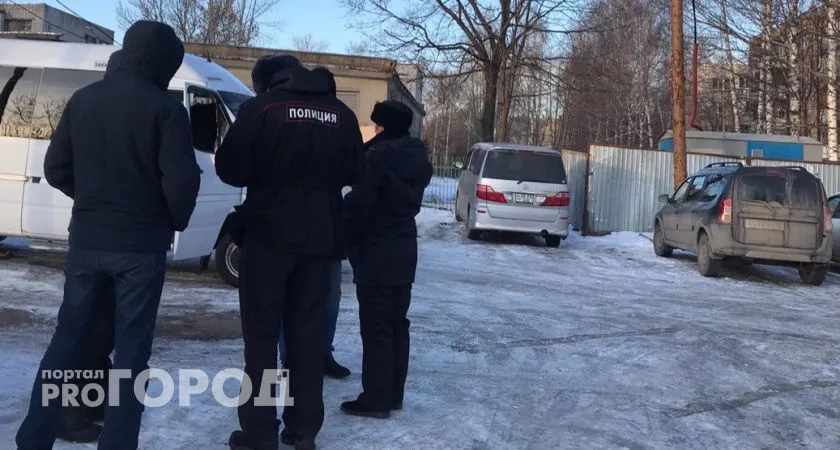 На границе Коми задержали мужчину с чужим сейфом