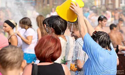 Развлеклись: на водной битве в Нижнекамске было украдено несколько телефонов