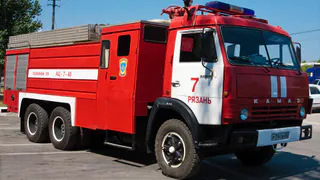 МЧС окружили дом №21 на Вишневой в Рязани