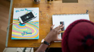 Школьников лишат телефонов: мнение рязанского преподавателя