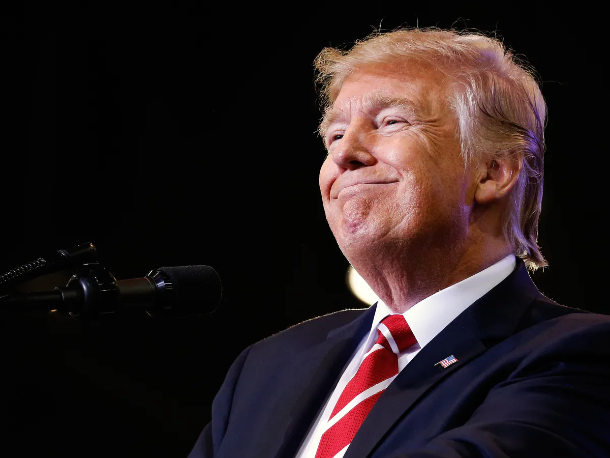 Дональд Трамп признан виновным в фальсификации документов: как шло дело и что грозит политику