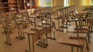 Появилось новое расписание каникул: школьники прыгают от радости, а учителя хватаются за голову