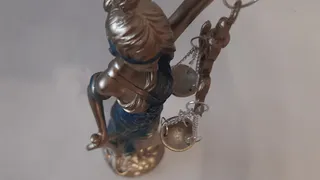 В Татарстане по горячим следам задержали рецидивиста, который вырвал у прохожего барсетку