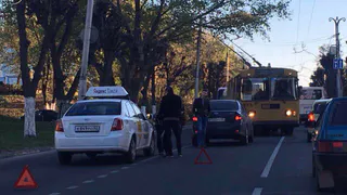 Два нарушителя выехали на встречку и столкнулись друг с другом