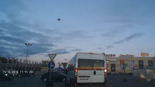 В Рязани водитель маршрутки стал главной темой обсуждения из-за своеобразной езды