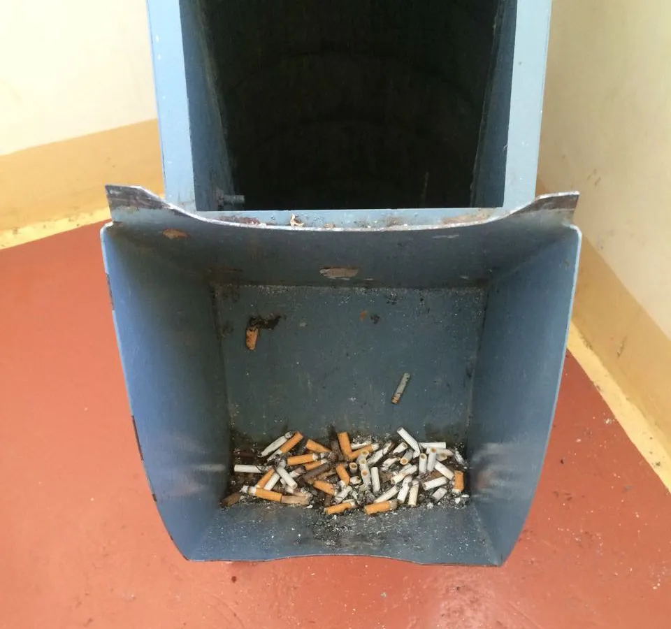 Нижнекамцы: «В нашем подъезде курят молодые мамочки!»