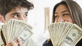 Любовь любовью, а денежки врозь