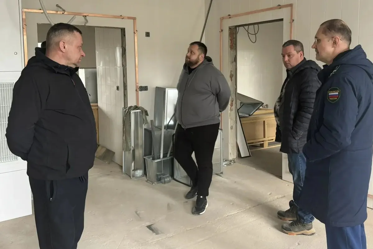 В Собинке капитальный ремонт корпуса больницы за 395 миллионов рублей идет с отставанием