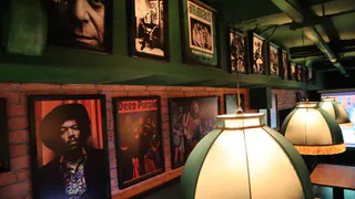 В Коми посетитель бара спровоцировал драку с применением доски