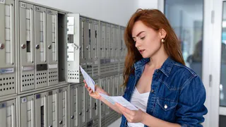 Магнитогорцев предупредили о рекламных листовках, похожих на квитанции