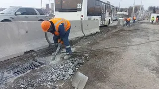 В Чебоксарах на дорогах идут ремонтные работы