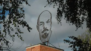 Брянский завод задолжал работникам миллионы рублей