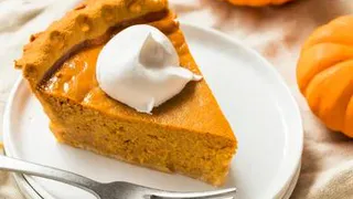 Придаем пирогу аппетитный румянец