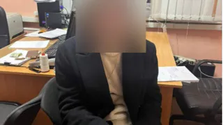 В Брянске сын украл у матери 10 000 тыс. долларов и потратил за 10 дней