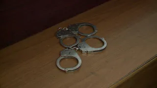 18-летняя жительница Пензы несколько раз ударила ножом своего возлюбленного