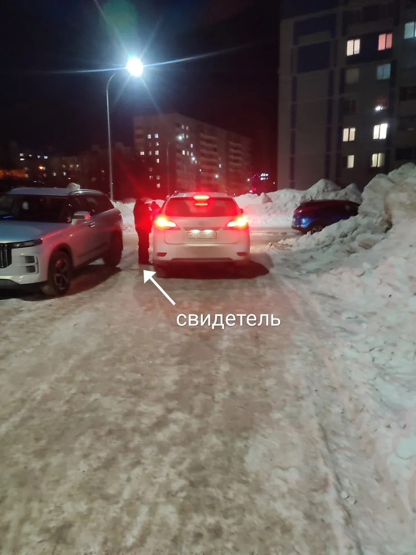 Дорожные войны: «Стукнула мою руку, орала из машины с оскорблениями»