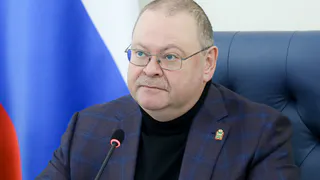 Олег Мельниченко дал поручение держать на контроле контрактацию по мероприятиям нацпроектов 2025 года