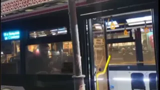 На улице Дзержинского в Рязани новый троллейбус врезался в светофор