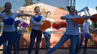 Спортивный флешмоб, конкурсы и Забивака: как в Рязани отметили открытие Чемпионата мира по футболу