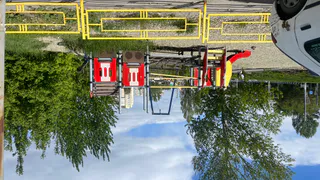 Заболоченный овраг рядом с детской площадкой в Пензенском районе представляет серьезную опасность