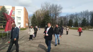 Выгоничские коммунисты возложили цветы в честь 150-летия  со дня рождения Владимира Ленина