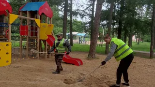 В Собинке устранили опасные нарушения на детских площадках