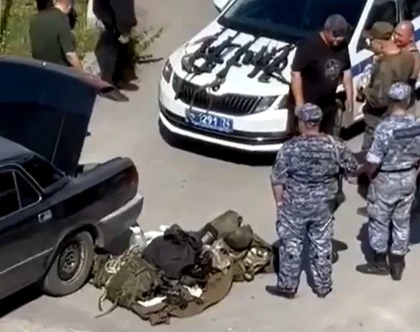 Полную оружия «Волгу» остановили в Челябинской области