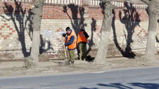 Автодороги и тротуары в Рязани убирают круглосуточно