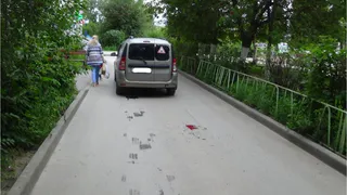 В Канищеве женщина попала под колеса машины