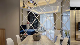 Декоративные зеркала: создание уютного и стильного интерьера