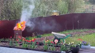 Соседу выписали штраф прямо на даче за то, что делают все. Теперь я проверяю список и вам советую — лучше не рисковать