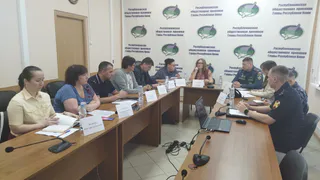 В 2025 году 28 детей пострадали и 1 погиб: в Сыктывкаре обсудили безопасность детей на дорогах