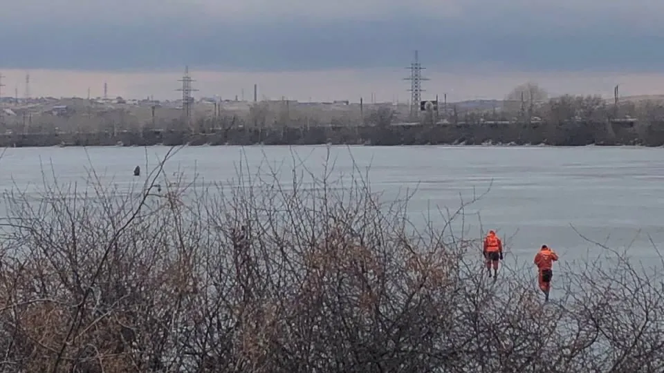 Магнитогорец вышел на тонкий лед ради рыбалки: составлен протокол