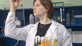 Студентка ВлГУ разработала способный затягивать трещины бетон