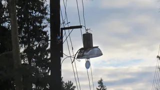 Жители маленькой улицы в поселке Дягилево остались без единственного фонаря