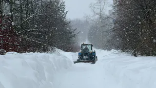 Где в Нижнекамске будут убирать снег 3 марта: график работ