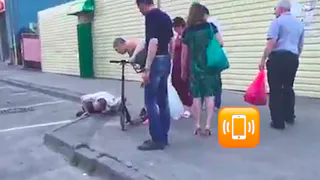 На Татарской серьезно пострадал пешеход - водитель протащил мужчину прямо по пешеходному переходу