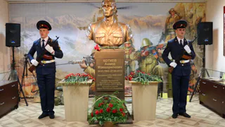 В Рязани открыли бюст Герою России