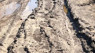 В Сыктывкаре многодетные семьи остались без дорог и света