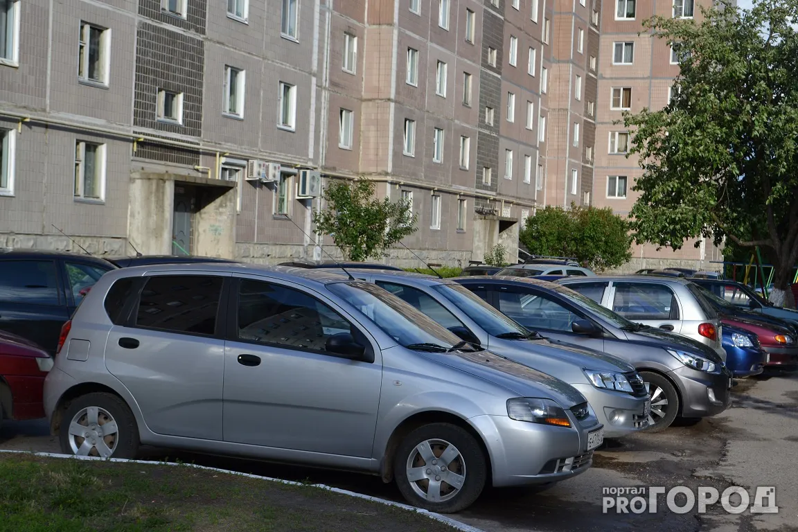 В понедельник в Рязани заработает платная парковка