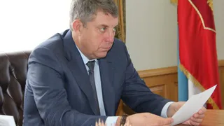 Губернатор Богомаз срочно собирает прогубернаторские СМИ